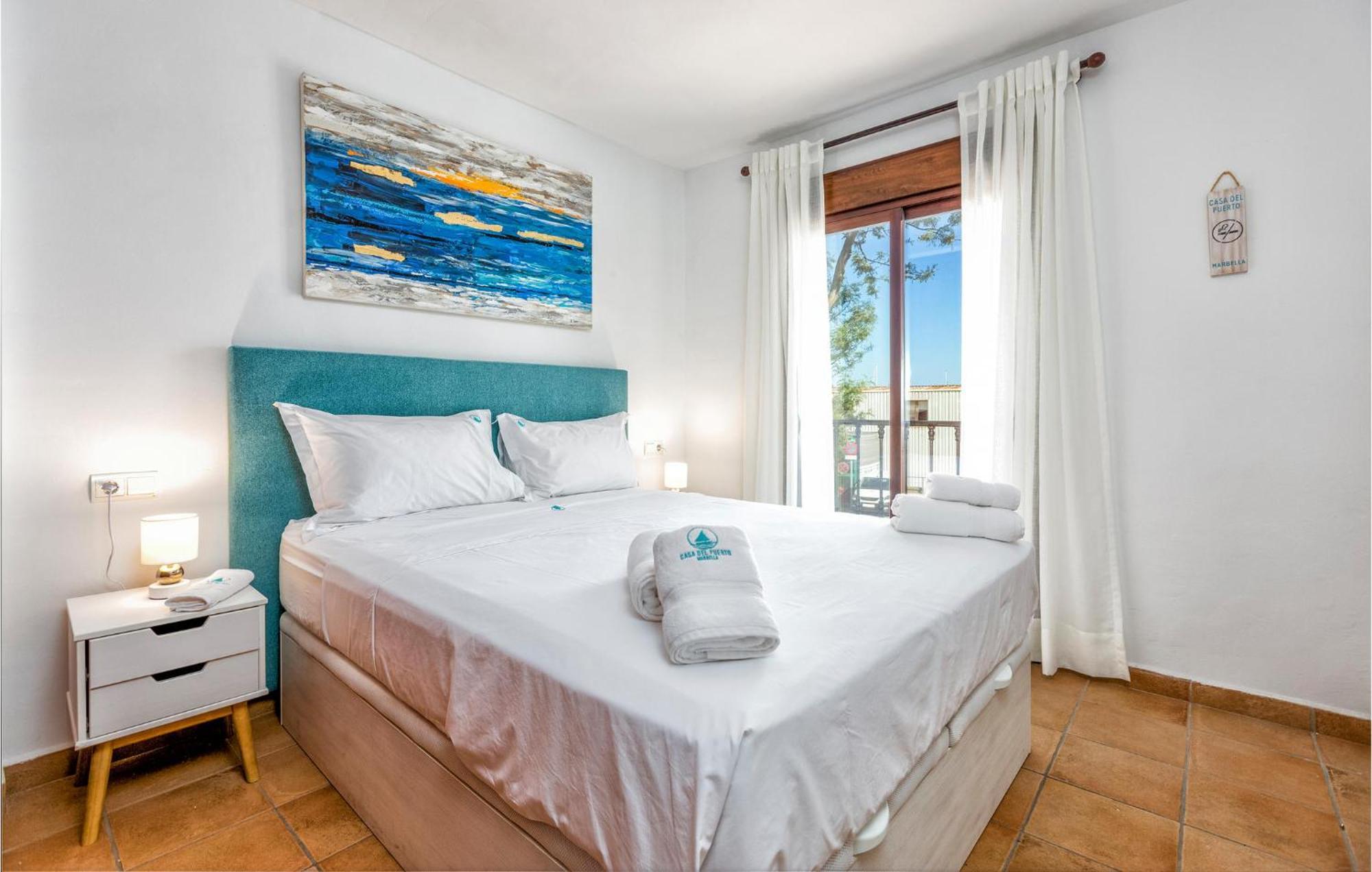 Gorgeous Home In Marbella With Kitchen Bagian luar foto